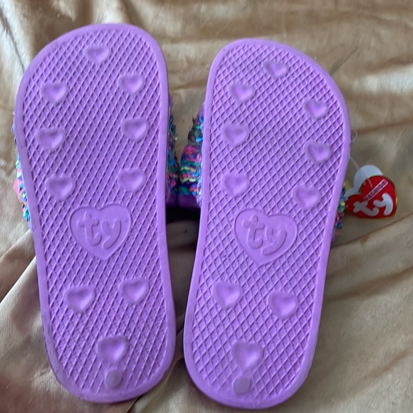 Bean Bag Slippers - Picture 7 of 8